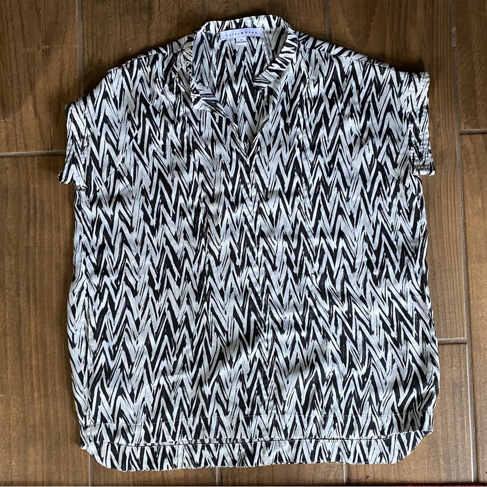 Loyal Hana nursing tunic